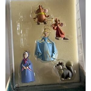 Walt Disney's Cinderella Storybook Christmas Ornaments Missing One Ornament
